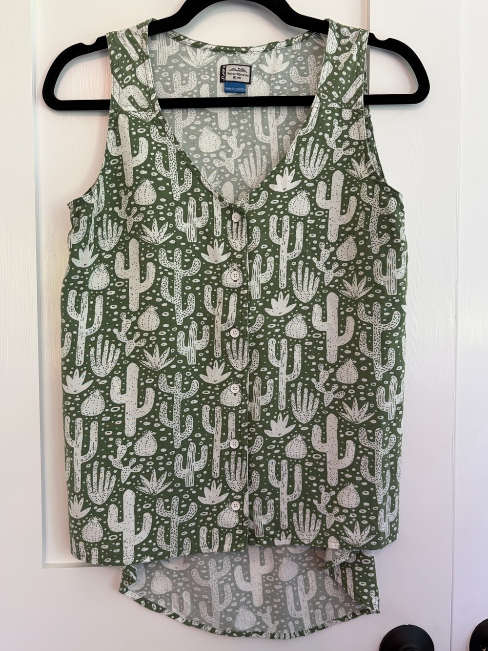 Kavu Women’s High Low Hem Button Sleeveless Blouse Size XS